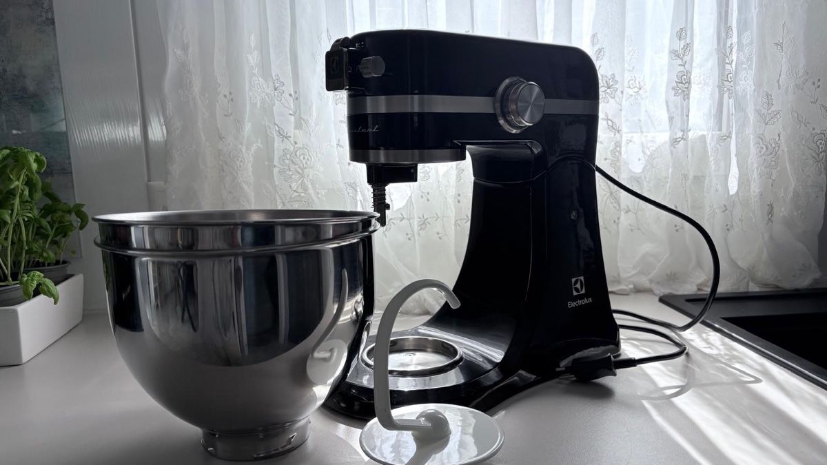 Electrolux Elettrodomestici da cucina: Küchenmaschine Electrolux Assistent EKM4300 schwarz – Usato da Engelburg venduto da Egowie 2