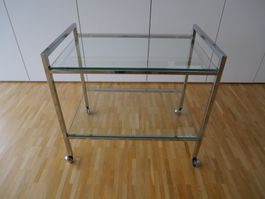 Design Vintage Servierboy aus Glas und Chrom