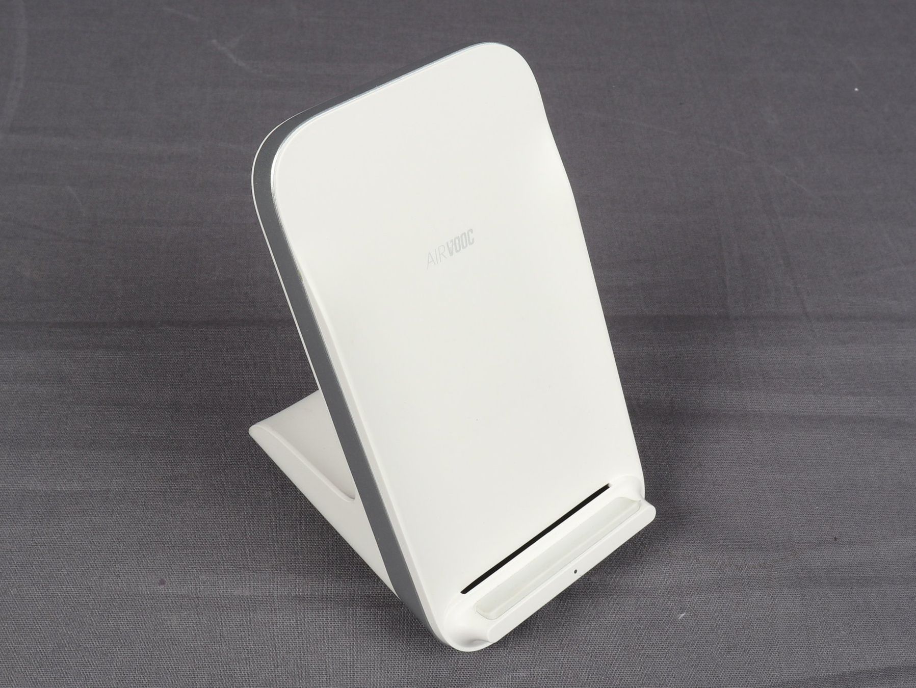 Oppo Caricabatterie: AIRVOOC 50W Wireless Charger – Usato da Steinen venduto da Restwert_Steinen 3