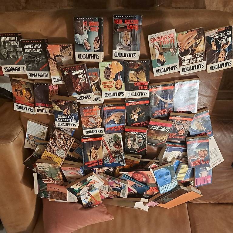 Libri: Collection San Antonio 104 tomes – Usato da Clarens venduto da gto_qlg5 3