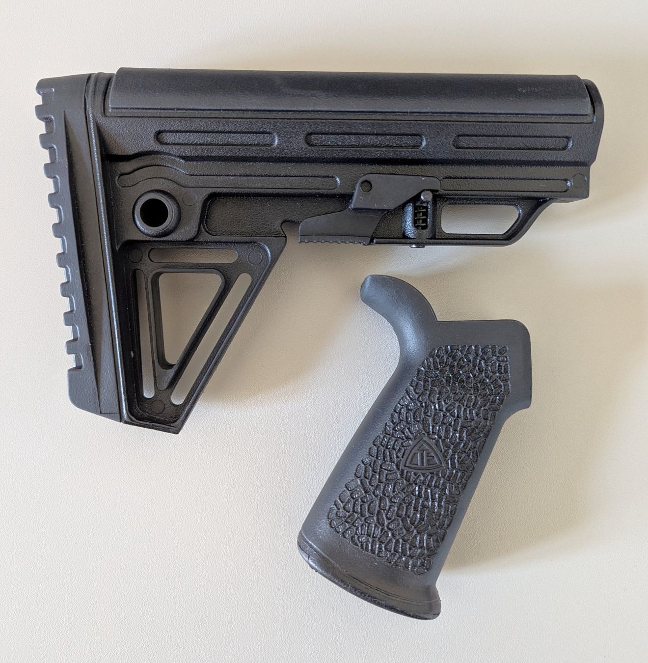 Alle Werkzeuge: Trinity Force kit stock + grip – Gebraucht aus Le Locle von toto043 1