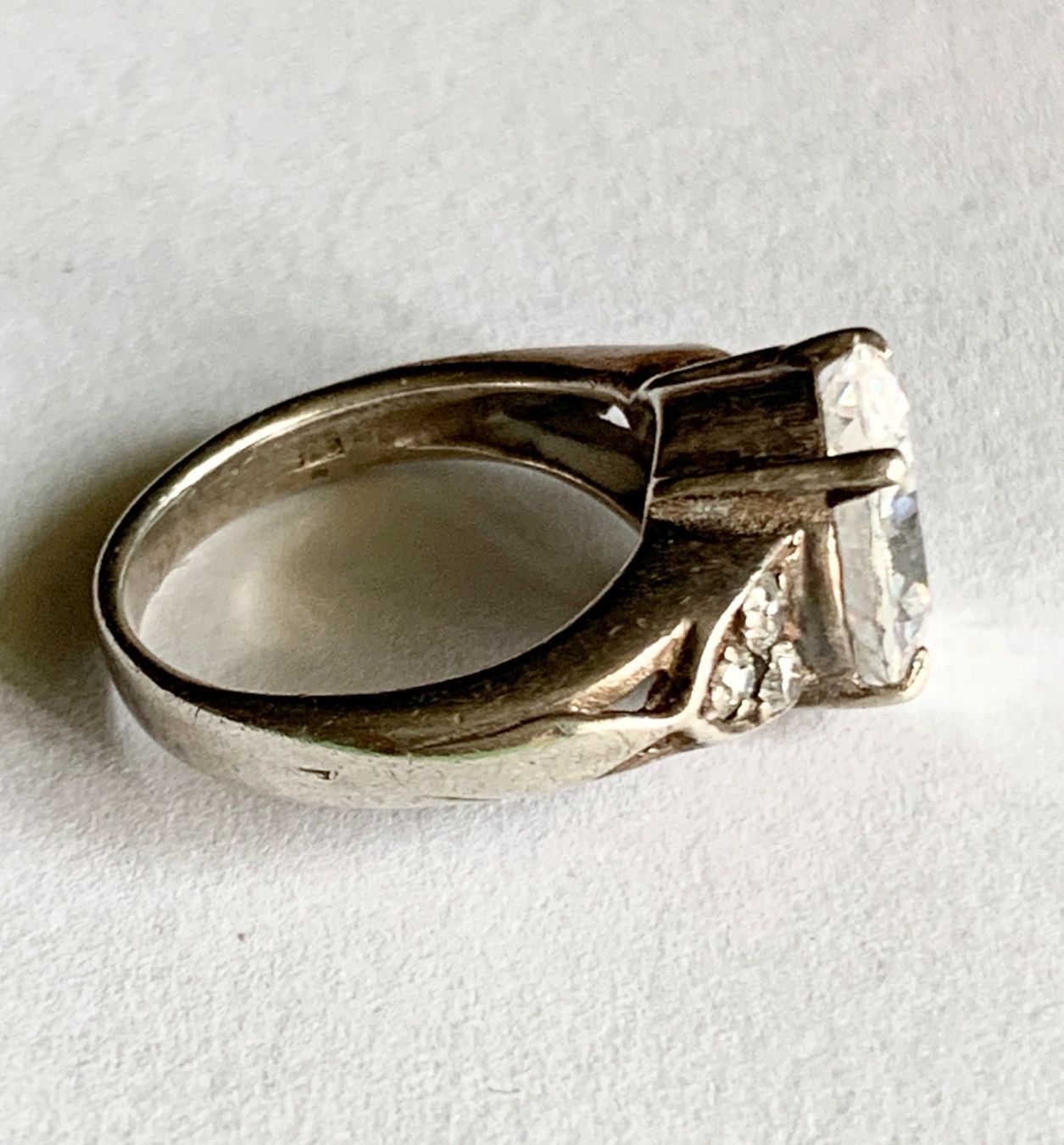 Anelli: Silberring 925er mit Zirkoniasteinen – Usato da Kloten venduto da Nephty 2