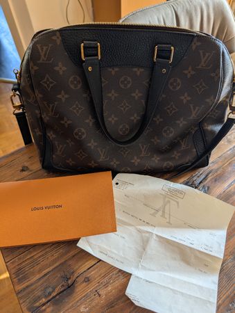 Sac LOUIS VUITTON modèle RETIRO MM MNG Noir (Rare) VN 1'700.