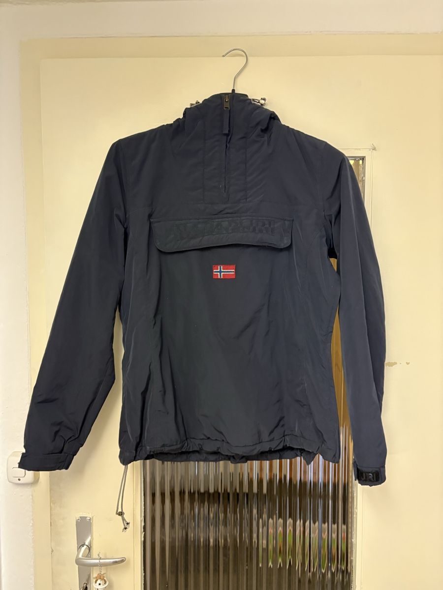 Napapijri Giacche: Napapijri Rainforest Winter Damen Anorak – Usato da Birrhard venduto da nsalse
