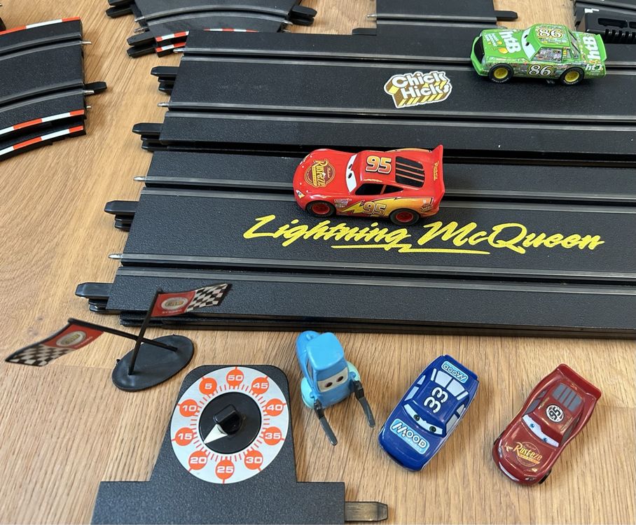 Carrera GO! Disney Cars Rennbahn Lightning McQueen & ChickHi | Kaufen ...