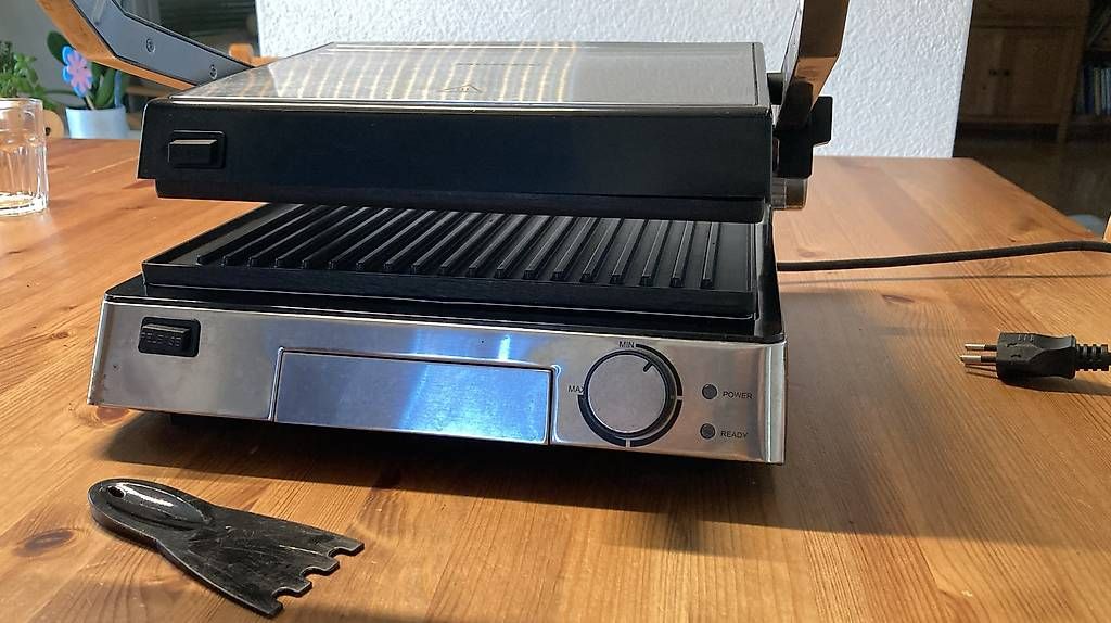Grils: Tischgrill – D'occasion à Embrach par mademuth