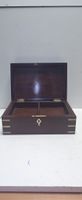 Humidor, Holz Kassette/Box mit Messingdetails. (nov928)