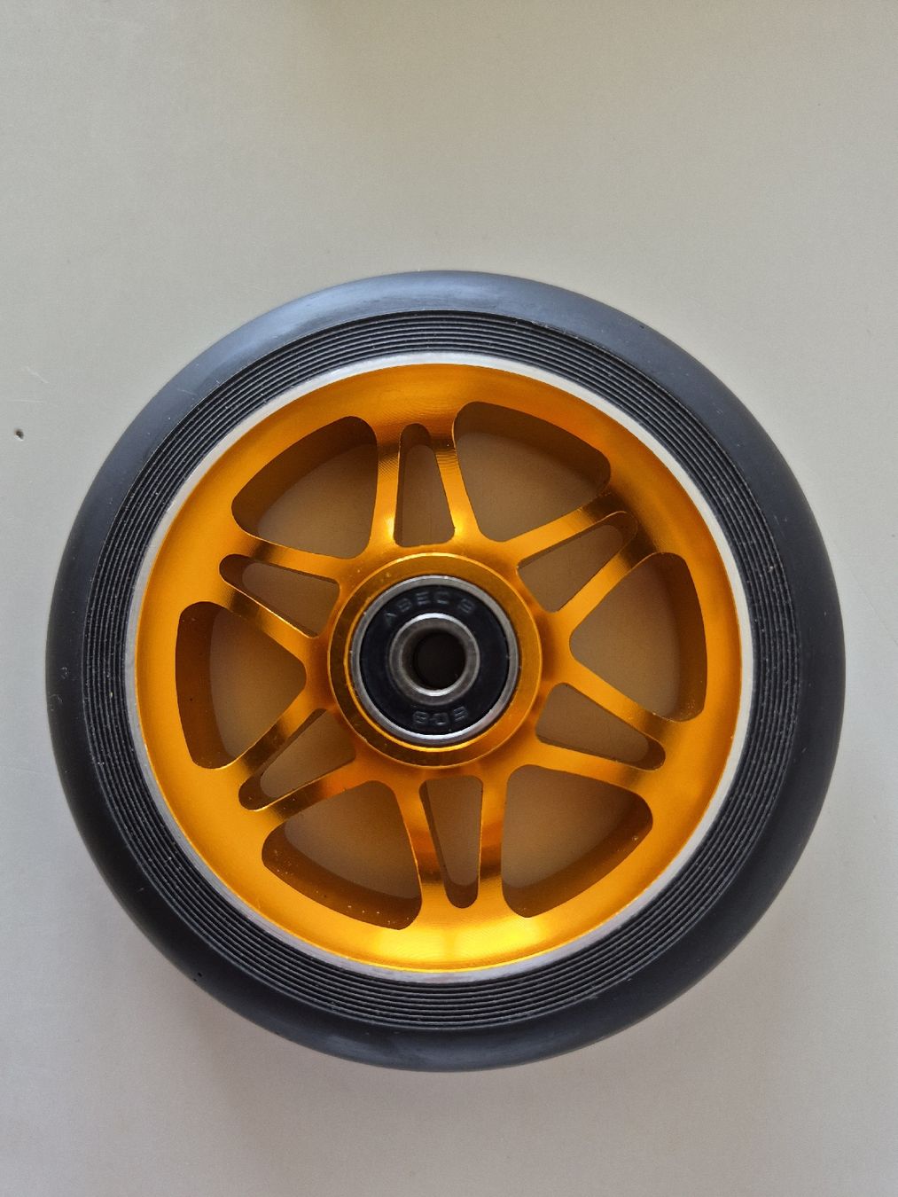 Pneumatici & Ruote complete: Scooter Rad 110mm – Usato da Basel venduto da wer_smt6 1