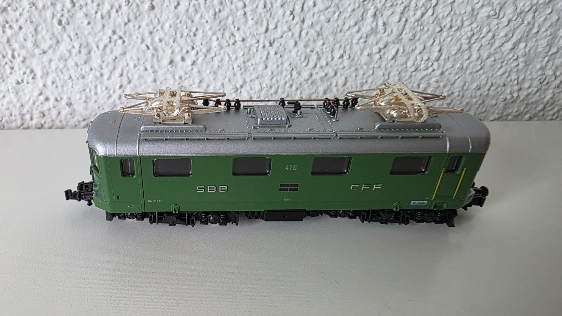 Hobbytrain Modellini di ferrovie: Re 4/4 I / Hobbytrain – Usato da Wittenbach venduto da Hase113 4