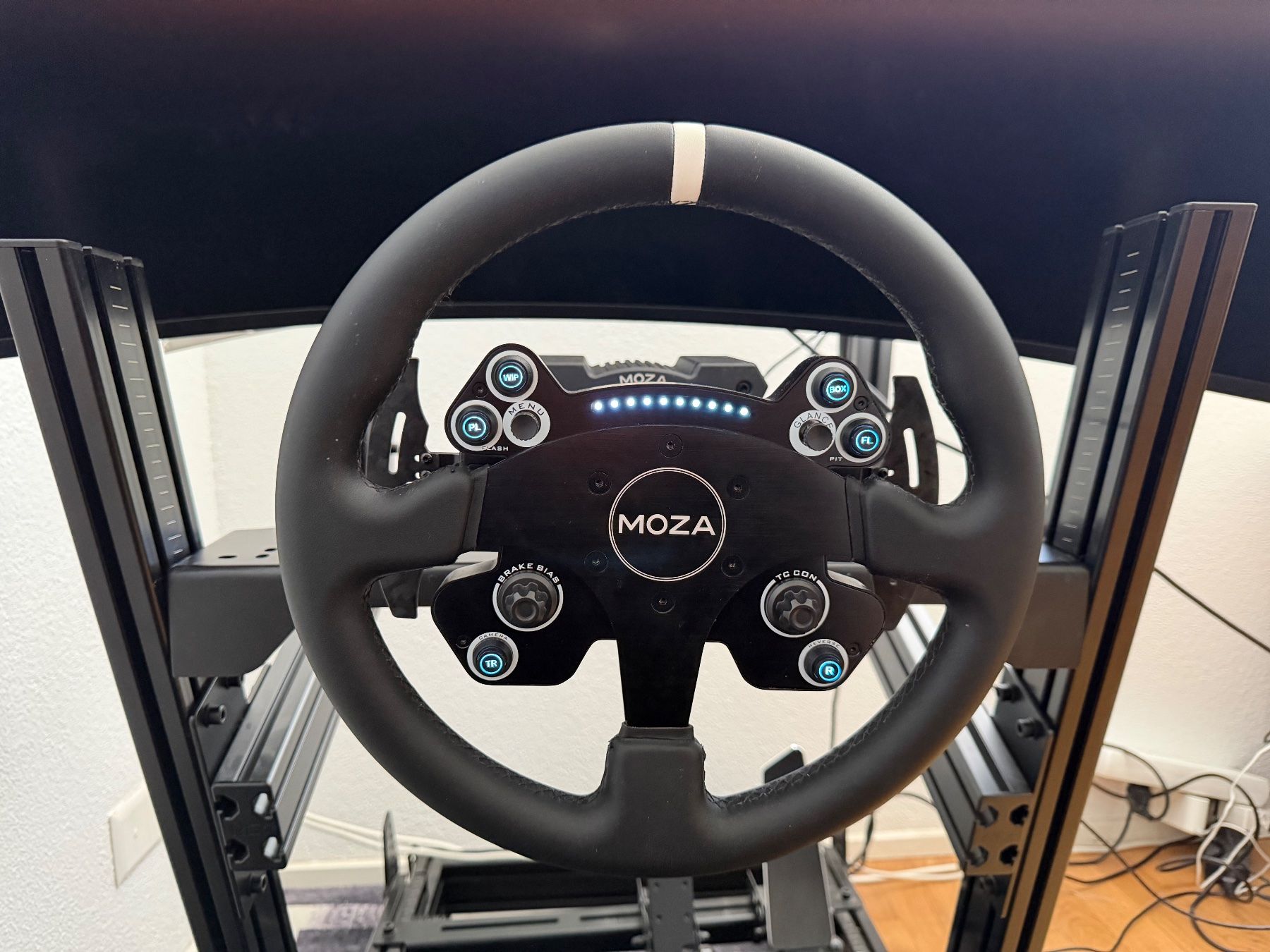 Console: Sim racing rig: Next Level Racing GT-Elite, Moza, 49" – Usato da Hendschiken venduto da emstan 1