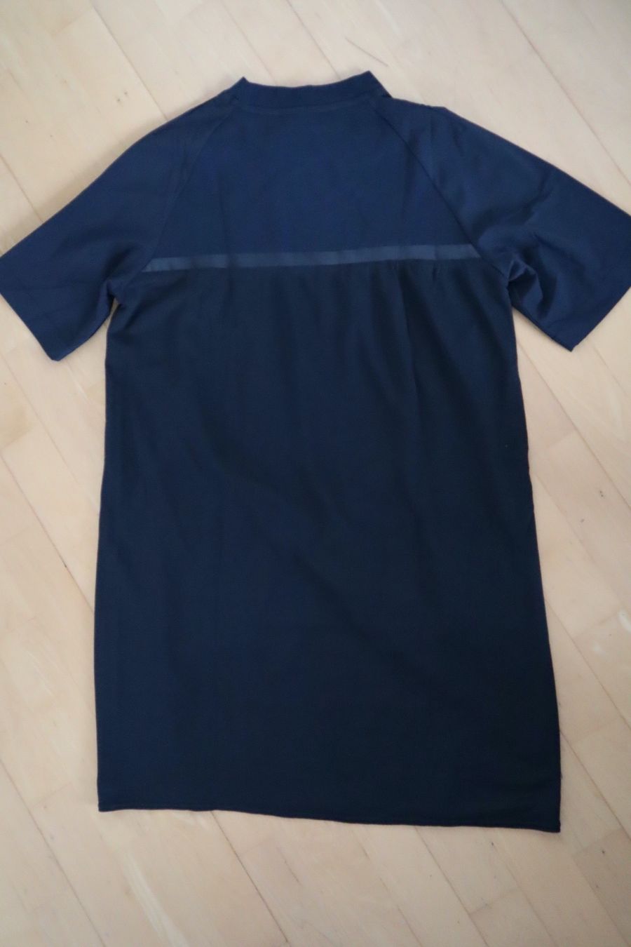 Nike Vestiti: Kleid, Nike, M, schwarz, super bequem & elastisch – Nuovo (secondo la descrizione) da Wattwil venduto da diamant1 6