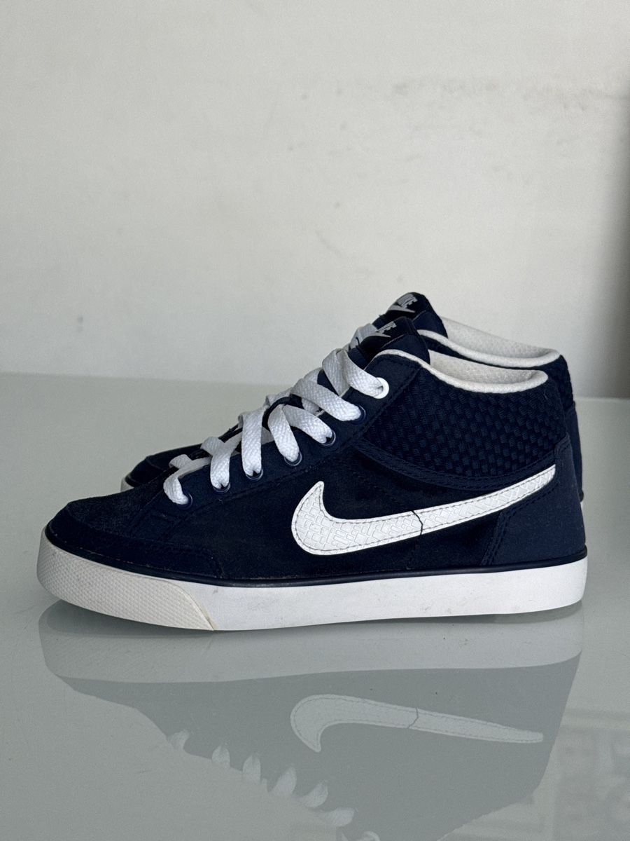 Nike Scarpe per ragazzi: Nike shoes – Nuovo (secondo la descrizione) da Thalwil venduto da perulina