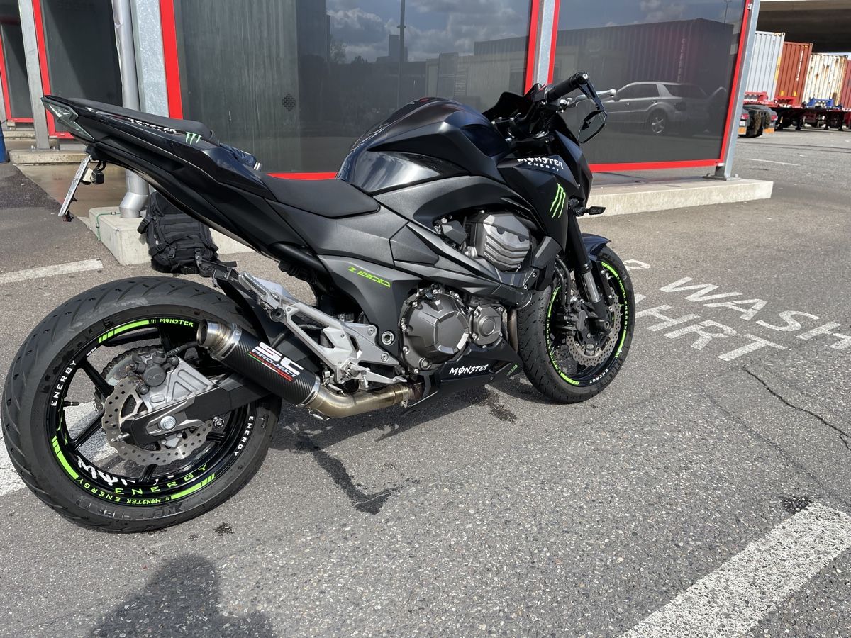 Kawasaki Strasse: Kawasaki Z800 mit MFK – Gebraucht aus Basel von Misterlobolobo 1