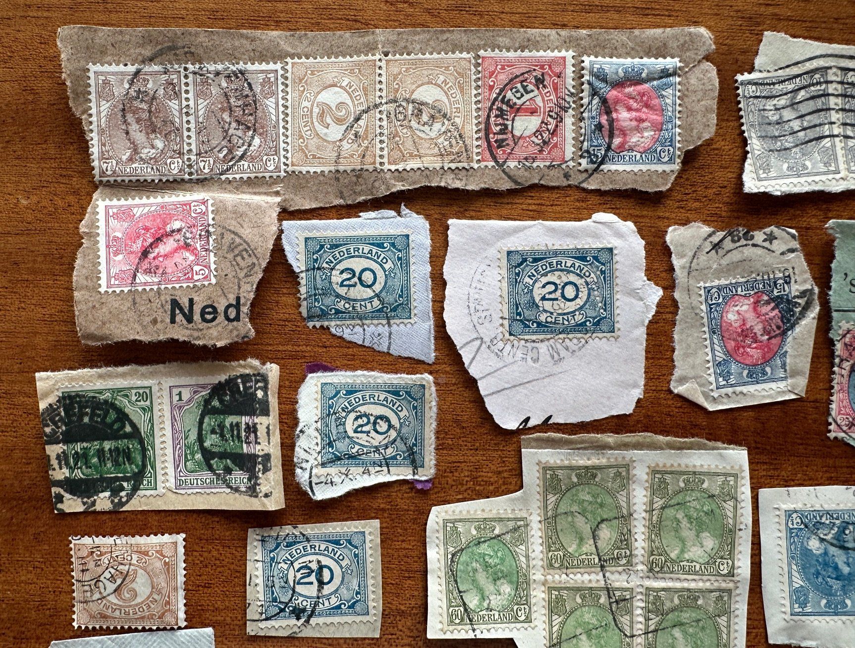Tutti i francobolli: Lot Niederlande aus Estrichfund – Usato da Weesen venduto da Sombrero22 2