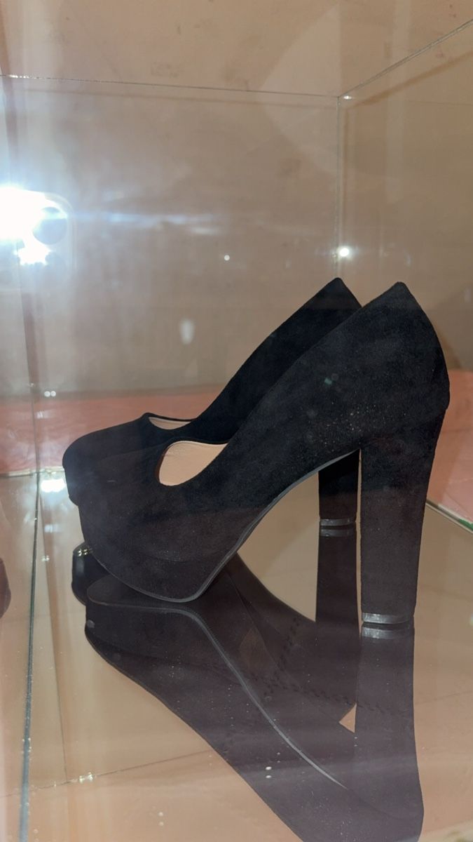 Chaussures femmes: Damenschuhe Pumps schwarz – Neuf avec emballage d'origine à Buchs AG par era_5wsj 2