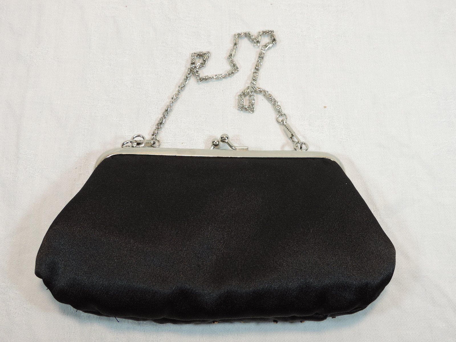 Sacs: Abendtasche schwarz mit Libellenmuster und Perlen bestickt – Neuf (Voir description) à Duggingen par doogbua 1