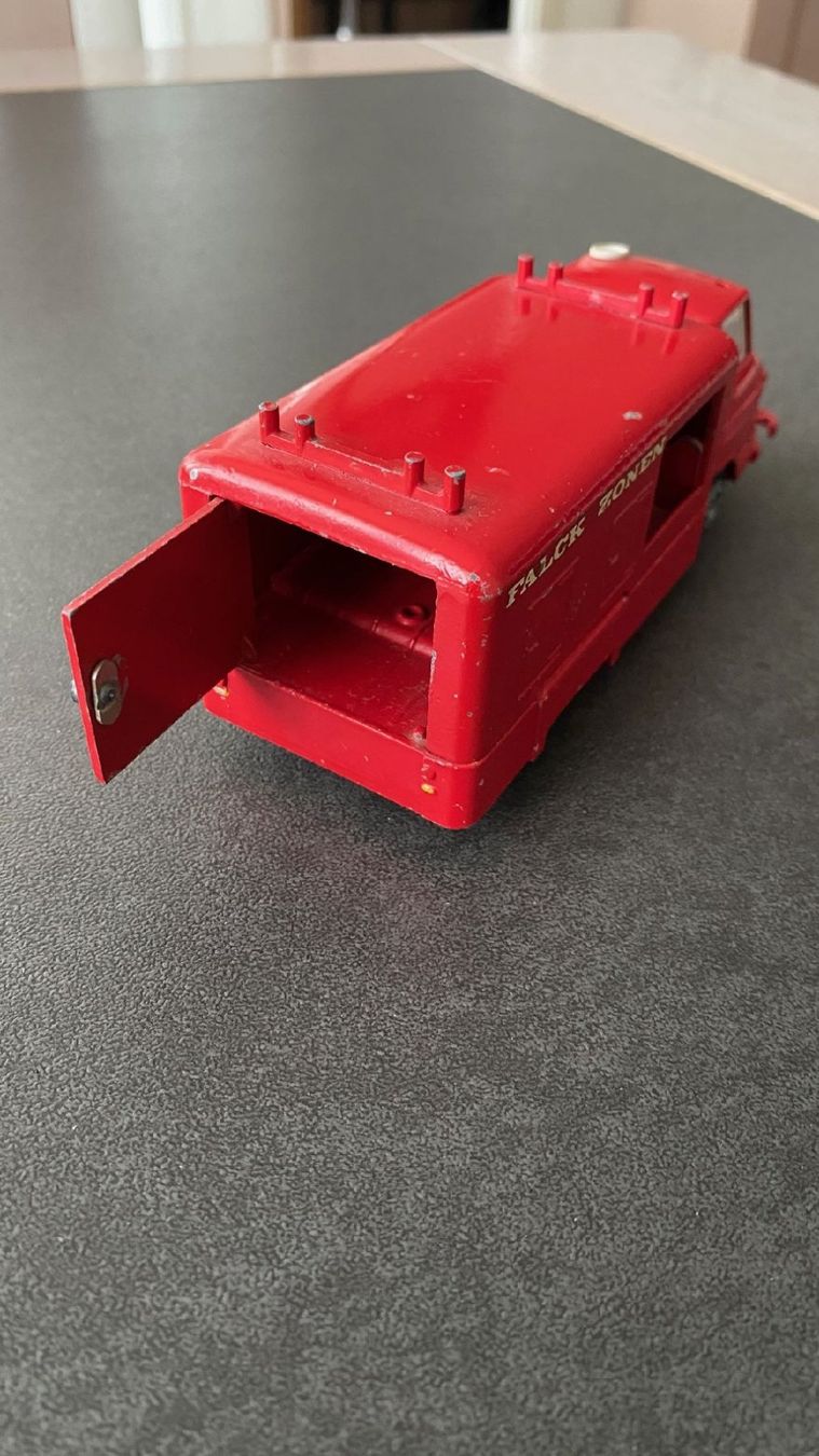 Tekno Modellbausätze & Standmodelle: Tekno camion pompier Falck Zonen – Gebraucht aus Meyrin von Abac007 2