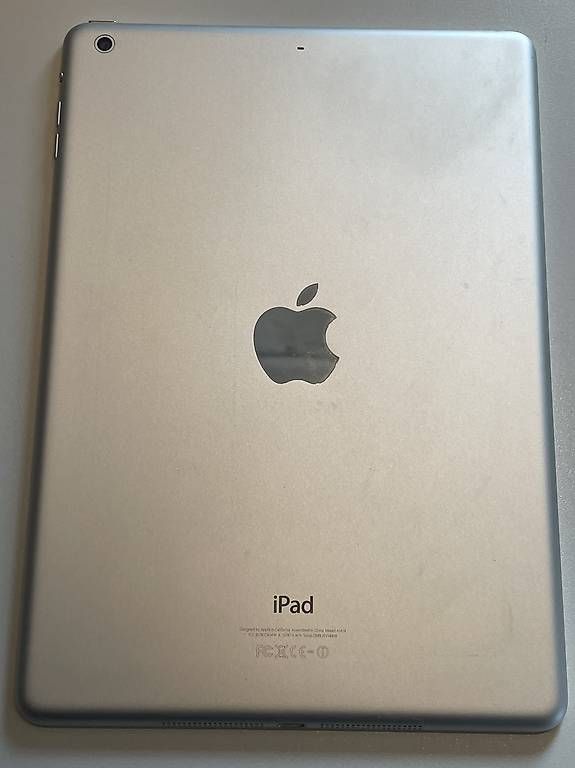 Tablet PC: iPad Air – Usato da Oensingen venduto da Chuet 2