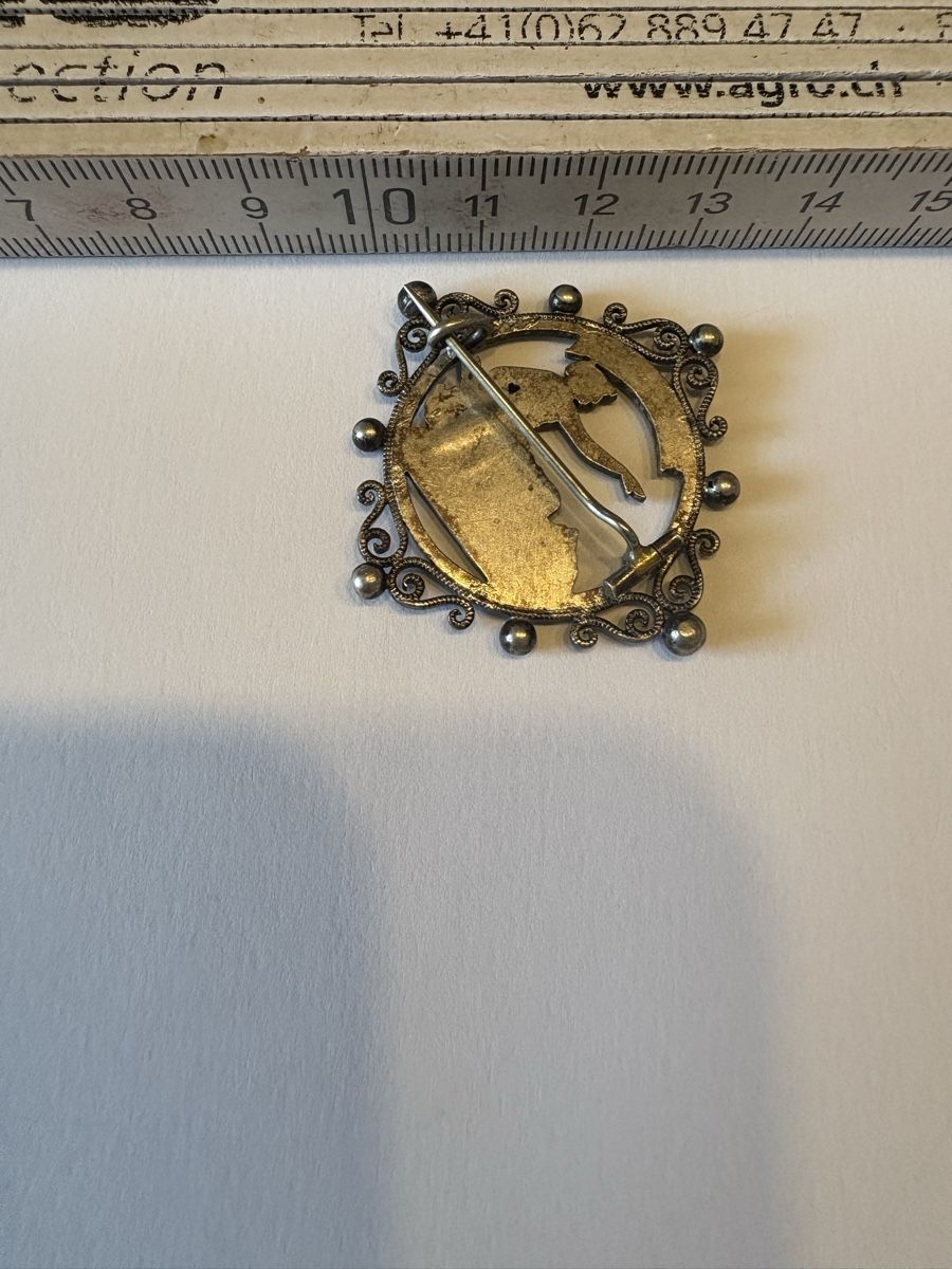 Broches & Aiguilles: Uralte Helvetia Brosche  – D'occasion à Murten par Tzaugg 5