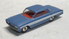 Corgi Toys (GB) 235 Oldsmobile Super 88 (1962 – 66)