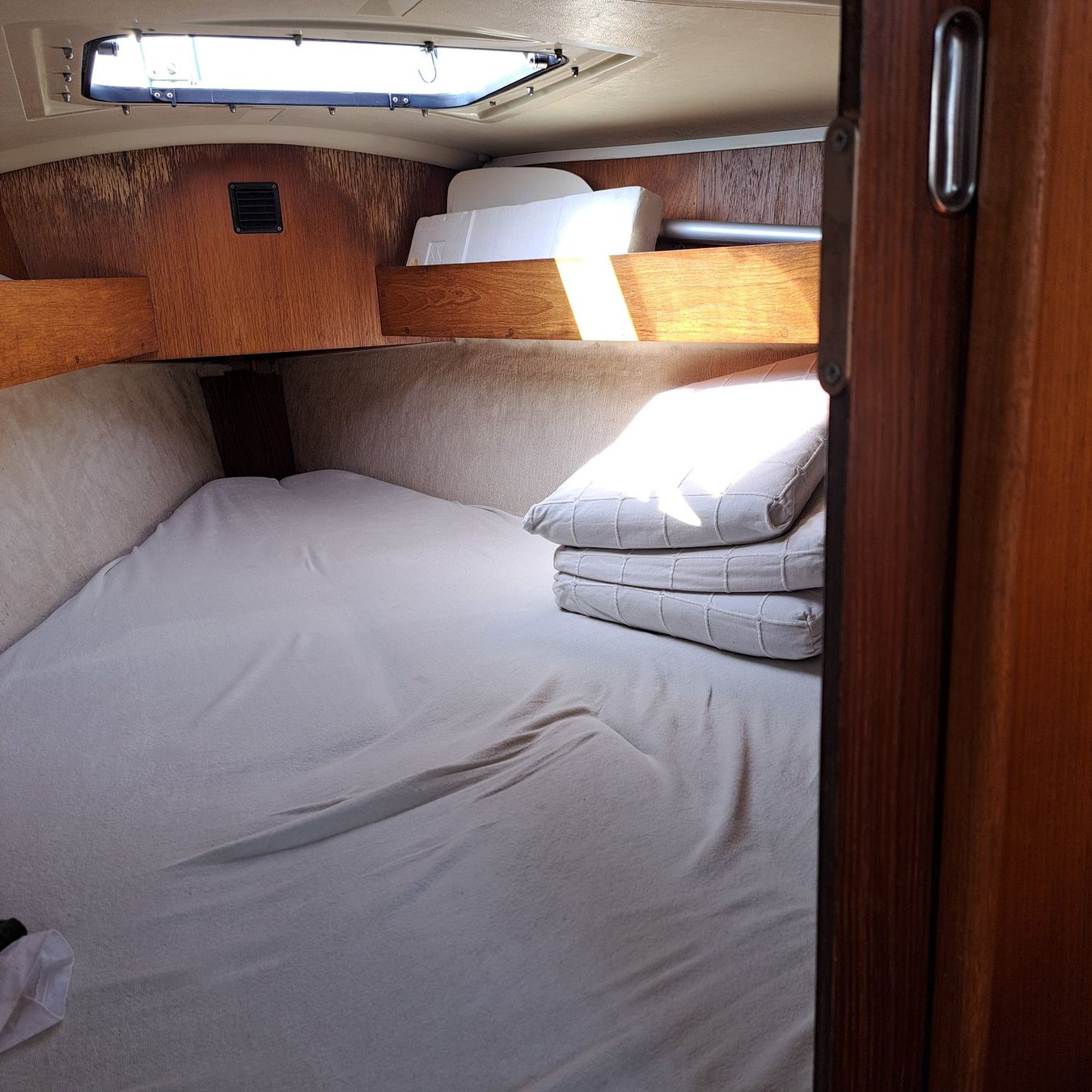 Bateaux: Kleinyacht+Hafentrailer am Neuenburgersee – D'occasion à Rosshäusern par objekte-24 1