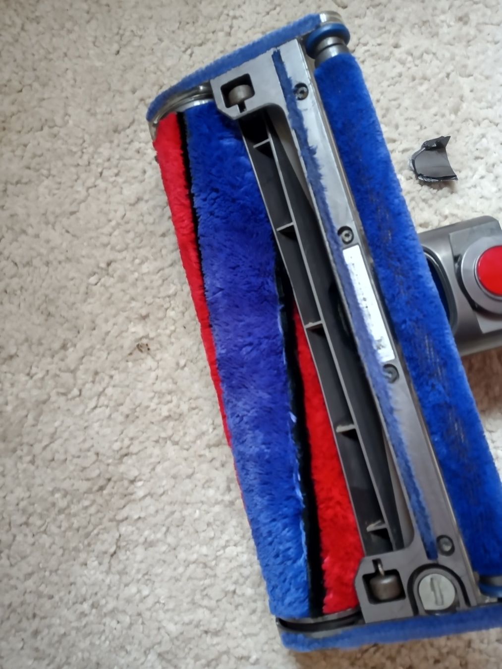 Dyson Aspirapolveri & Accessori: Dyson V10 Staubsauger – Usato da Prez-vers-Siviriez venduto da Monija70 6