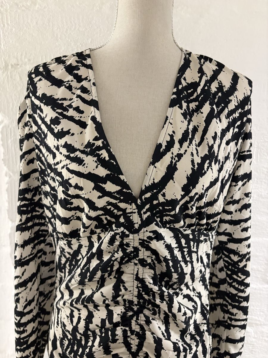 Kleider: Damen Kleid,Gr.42(38) – Neu (gemäss Beschreibung) aus Winterthur von Nena222 1