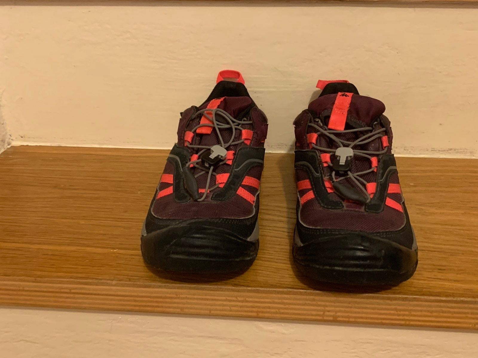 Decathlon Scarpe per ragazze: Chaussure randonnée fille – Usato da Basel venduto da OK2010 3