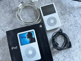 Rarität Apple iPod 5. Gen. 60GB weiss mit Festplatte MA003FD