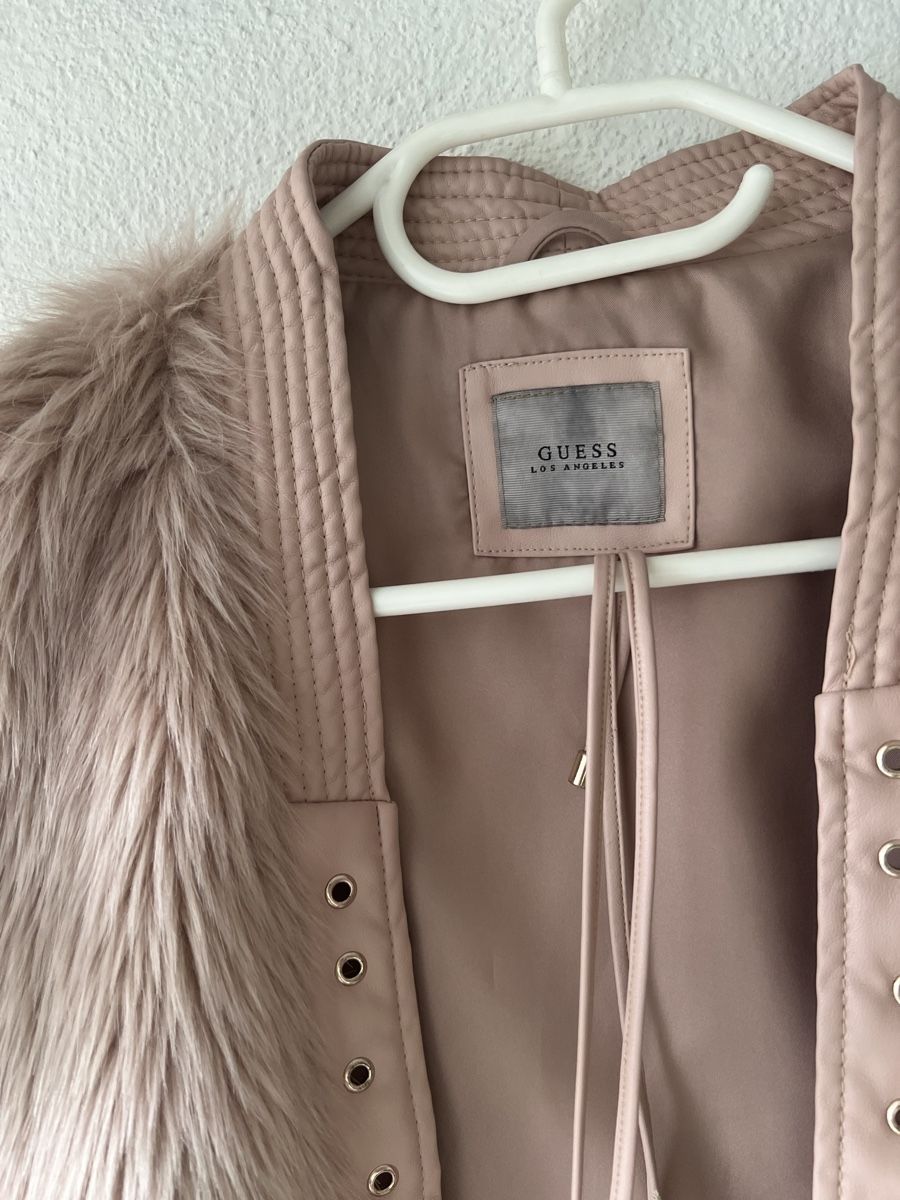Guess Gilet & Giacche senza maniche: Original Guess hellrosa Veste kein echter Pelz – Nuovo (secondo la descrizione) da Winterthur venduto da yar_dpp8 4