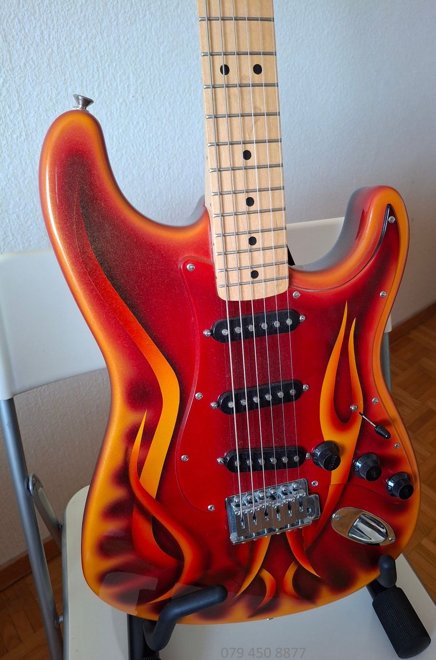 Fender Musikinstrumente: Fender Stratocaster – Gebraucht aus Niederhasli von elise_sr2 1