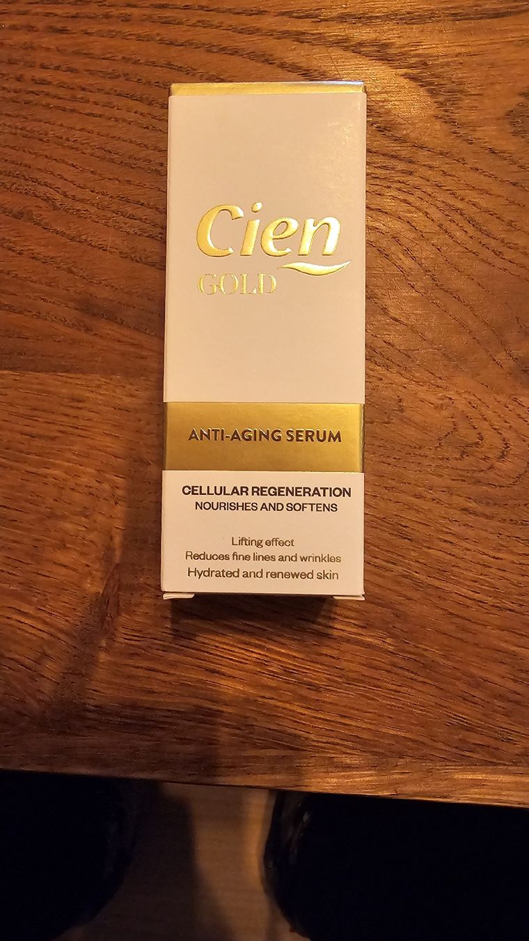 Cura del viso: Gesichtscreme-Set "Cien-Gold" Originalverpack – Nuovo e nell'imballaggio originale da Fehraltorf venduto da Sumin 5