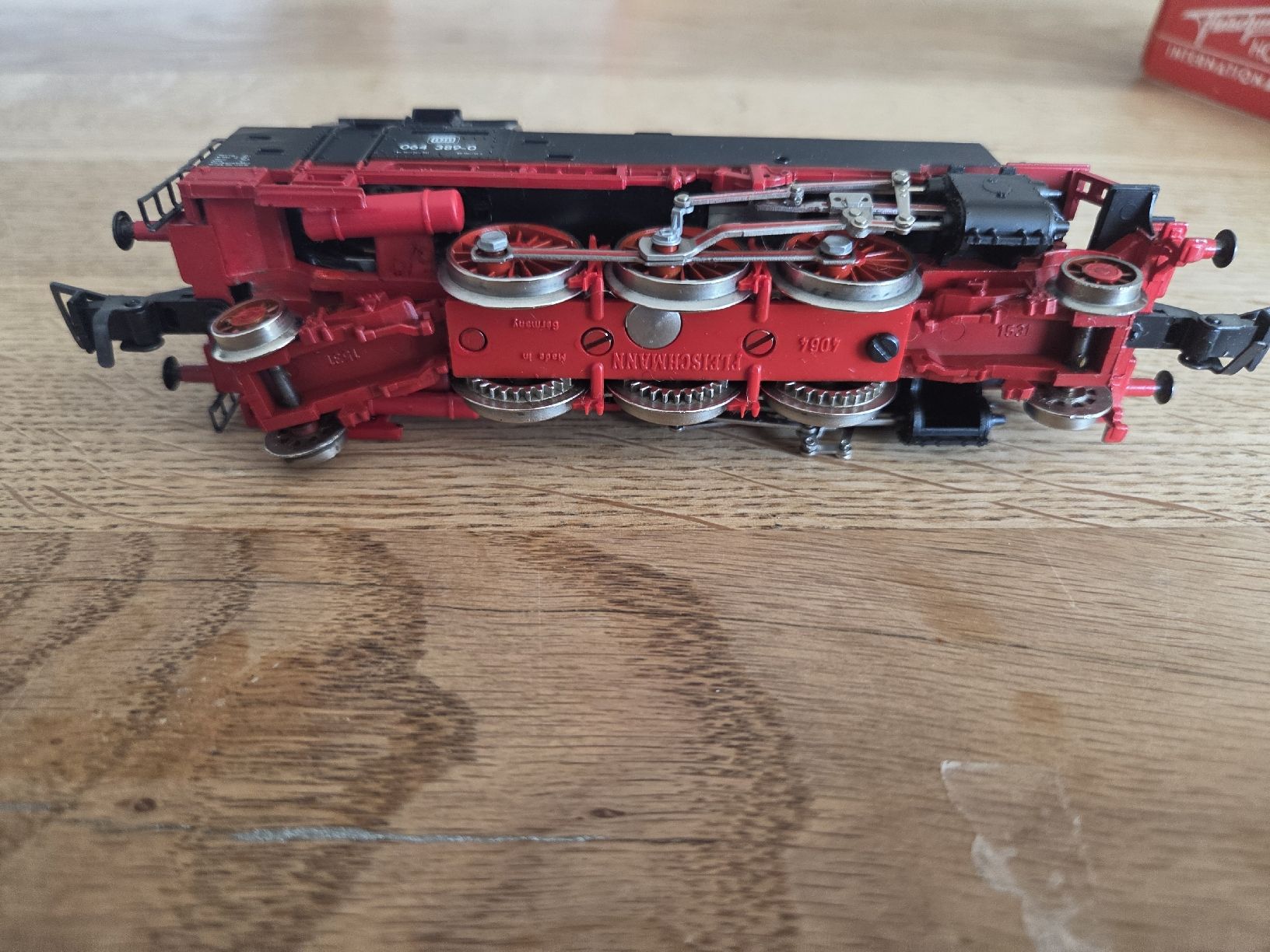 Fleischmann Modellini di ferrovie: Fleischmann Dampflokomoive BR 64 – Usato da Berikon venduto da TopLok1 3