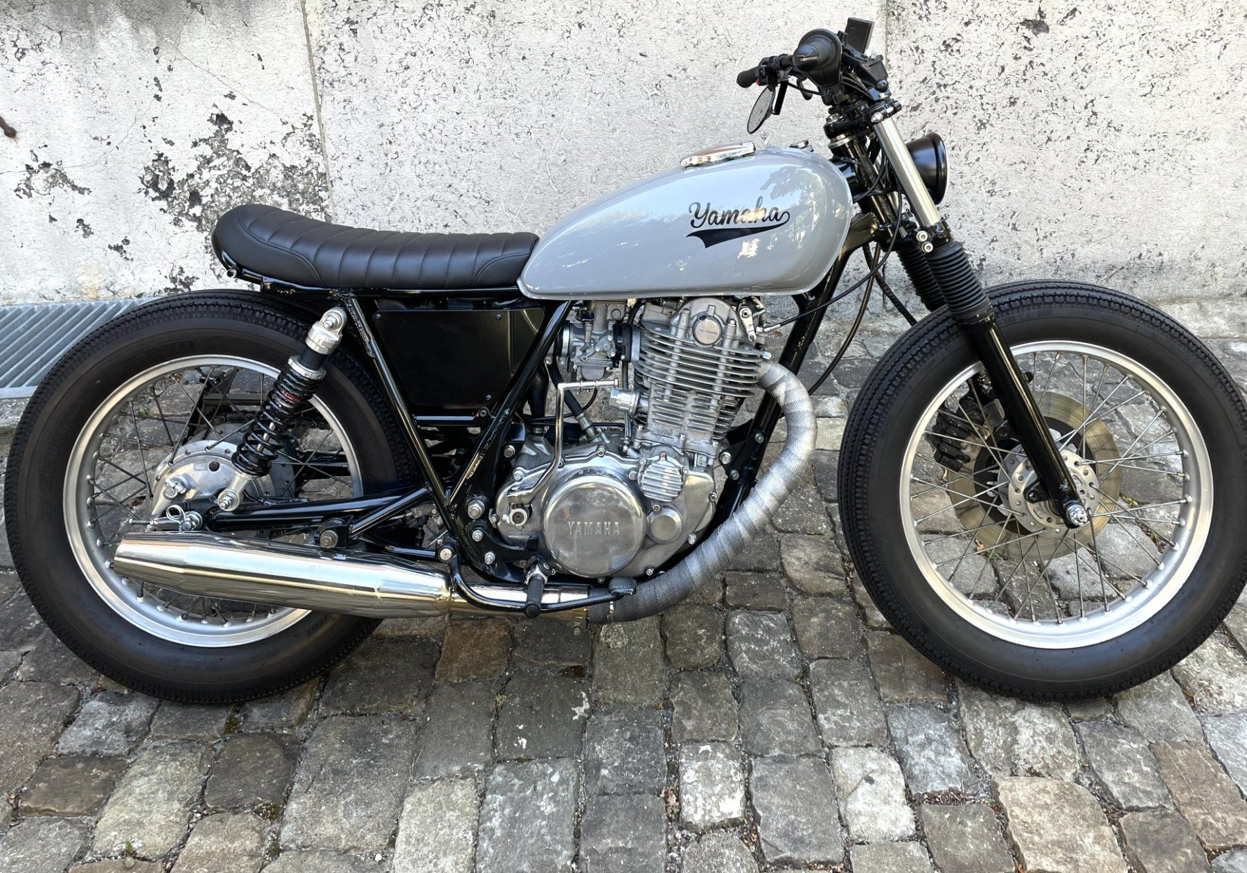 Yamaha Strada: Yamaha SR 500 - 2J4 - Custom – Usato da Bern venduto da Chlous85