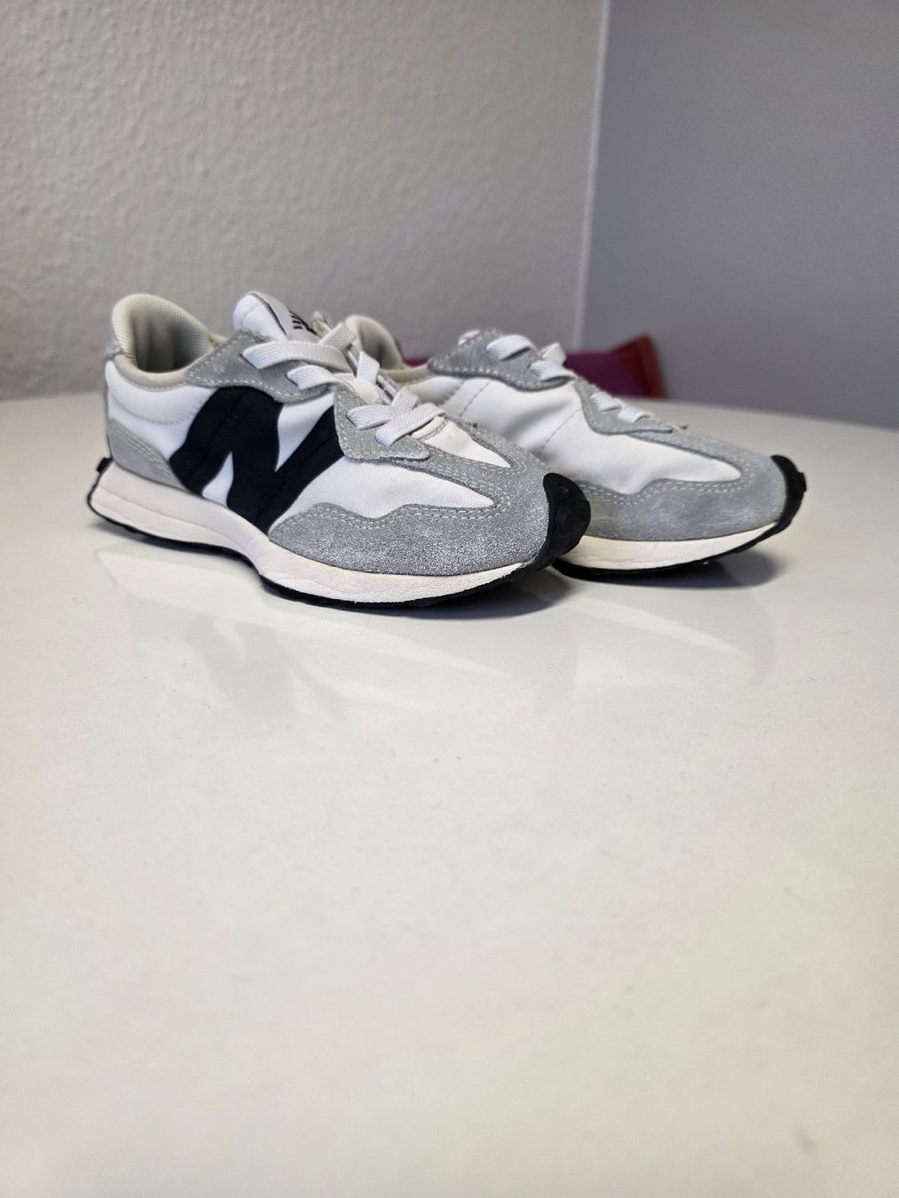 Scarpe per ragazzi: New Balance. Nr.30.5 – Usato da Suhr venduto da MrvicaAG 1