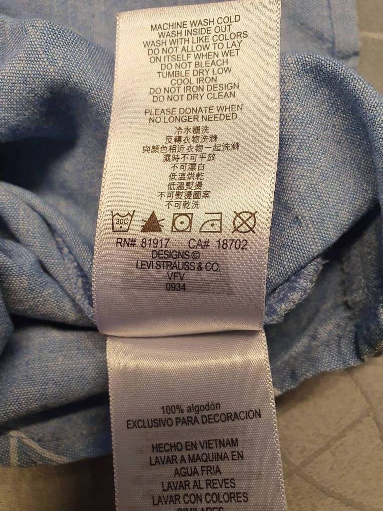 Levi's Camicie, T-shirt & Polo: Hemd Levi's Grösse 140-152cm – Usato da Binningen venduto da Viriatus 1