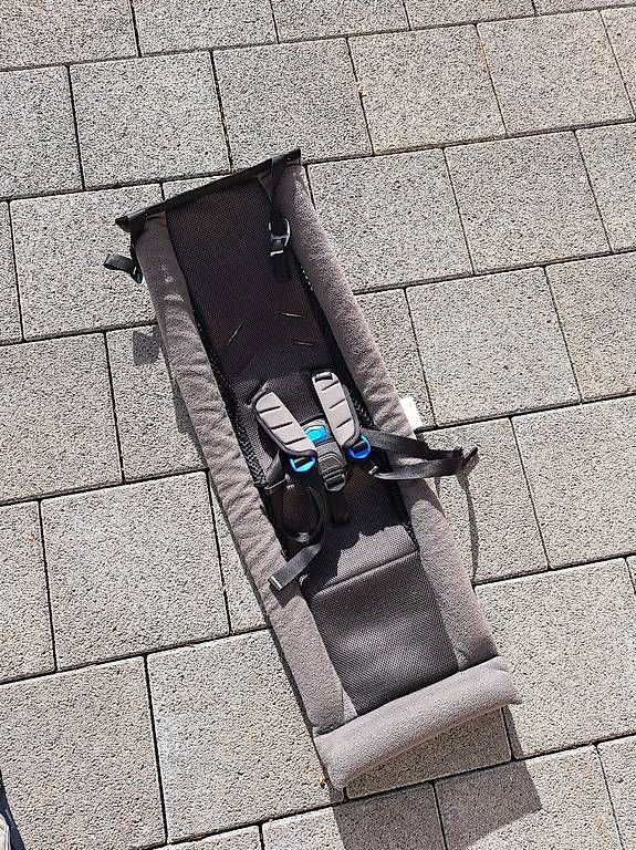 Amache: Thule Babyhängematte / Swing – Usato da Cordast venduto da Michelle.B.