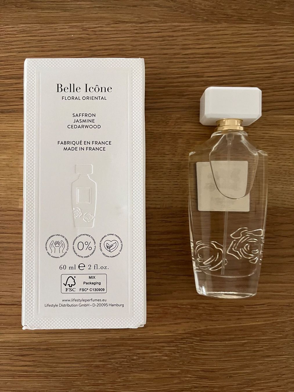 Parfums & Eau de Toilette: Parfüm "CALINE Belle Icone" – Neuf avec emballage d'origine à Balgach par Olieto 1