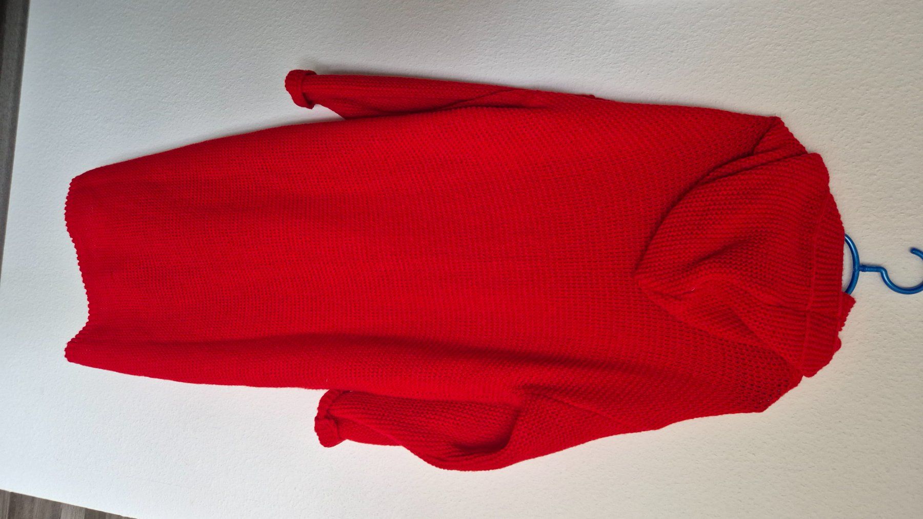 Giacche: Caldo Cardigan Rosso – Usato da Gordevio venduto da RUBY104 1