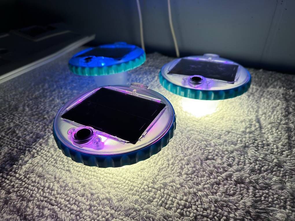 Lampen: Pool Lichter. Praktisch unbenutzt – Gebraucht aus Kiesen von Trusty 4