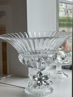 Schüssel aus Glas mit Kristallblumen