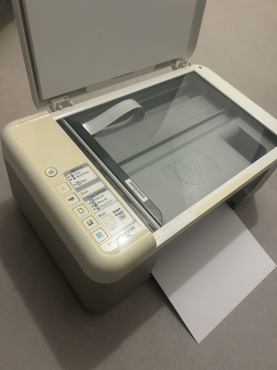 Hewlett Packard Fotocopiatrici: Kopierer einfacher Kopiere HP A4 Papier – Usato da Hittnau venduto da Oracel 4