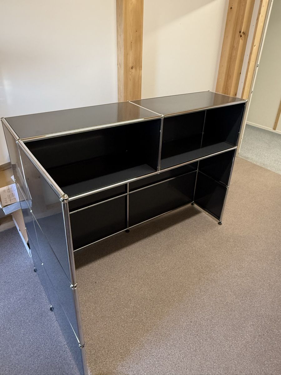 USM Étagères: USM Haller Trennwand Graphitschwarz Q2 – D'occasion à Balsthal par Designhaus.Schmitt 2