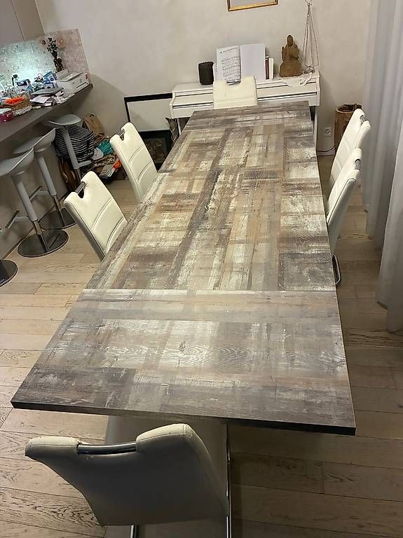 Set di tavolo e panche: table salle à manger avec rallonges intégrées + 6 chaises – Usato da Collonge-Bellerive venduto da routard68