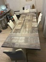 table salle à manger avec rallonges intégrées + 6 chaises