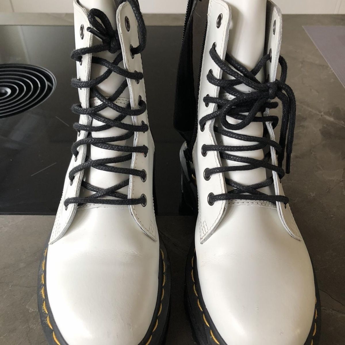 Dr. Martens Damenschuhe: Dr. Martens Plateau Boots – Neu (gemäss Beschreibung) aus Meilen von laraherre 1