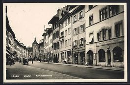 Liestal, Rathausstrasse mit Geschäften