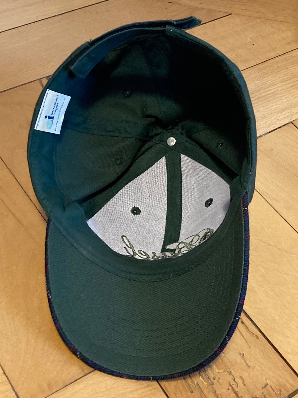 Hüte, Mützen & Caps: Vintage Y2K Cap Basel Tattoo Music – Gebraucht aus Zürich von le_souk 4