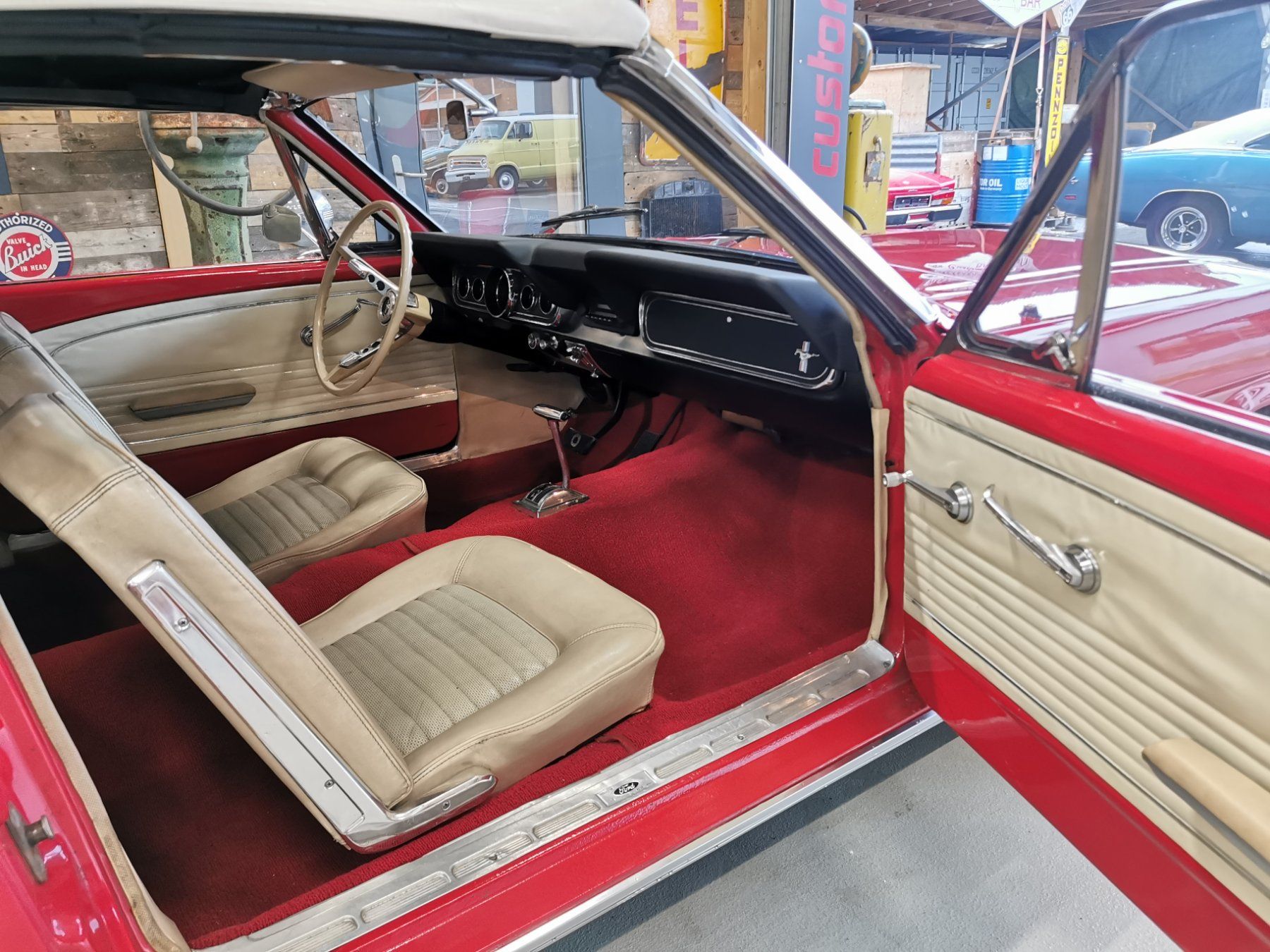 Automobili: 1966 Ford Mustang Convertible V8 – Usato da Rafz venduto da CuCaRafz 9