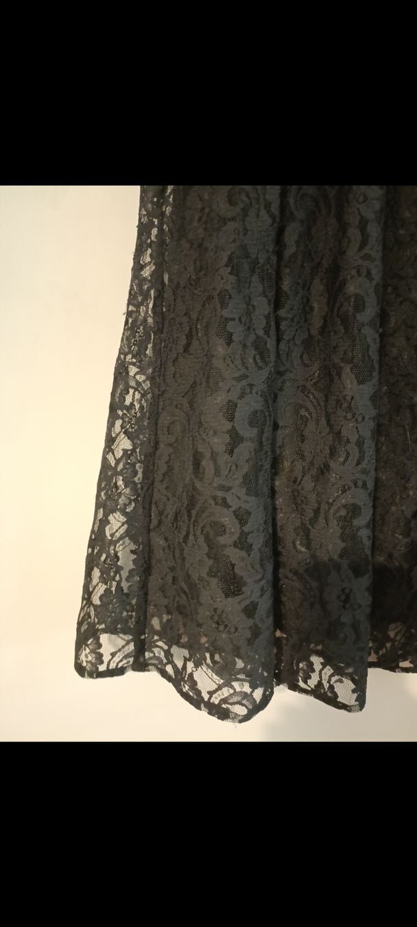 Globus Robes: Globus Spitze Kleid – D'occasion à Bergdietikon par Bico01 3